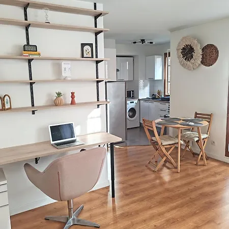 Le Cocon Stade De France - Aux Portes De Paris - Parking Inclus Appartement